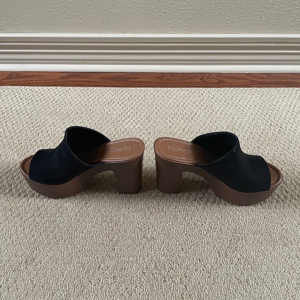 Refresh Black Faux Suede Platform Sandals (8) - Picture 3 of 7